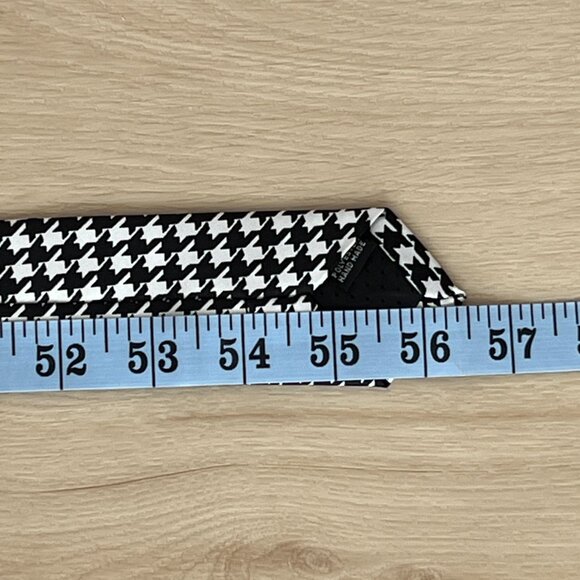 EUC Umo Lorenzo Italy Black & White Houndstooth Checked Skinny Necktie 57.75"x2" - Picture 11 of 15